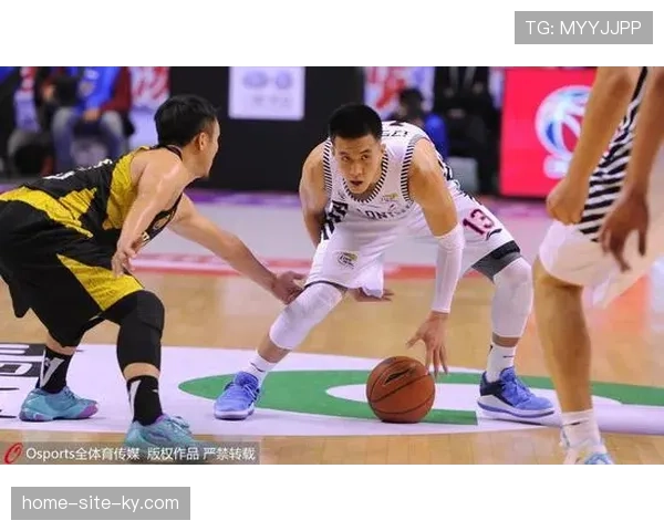 联盟两大建队思路对比 辽宁全面压制与广东极致进攻